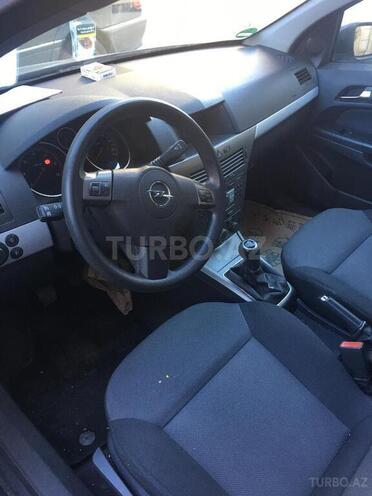 Opel Astra 2006, 160,000 km - 1.3 l - Bakı