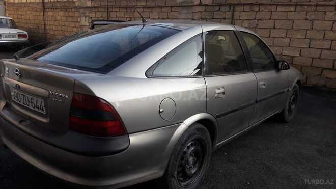 Opel Vectra 1996, 300,000 km - 1.8 l - Bakı