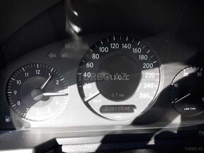 Mercedes E 220 2006, 206,119 km - 2.2 л - Bakı