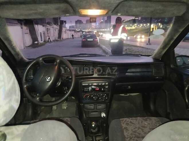 Opel Vectra 1996, 428,000 km - 1.6 l - Bakı