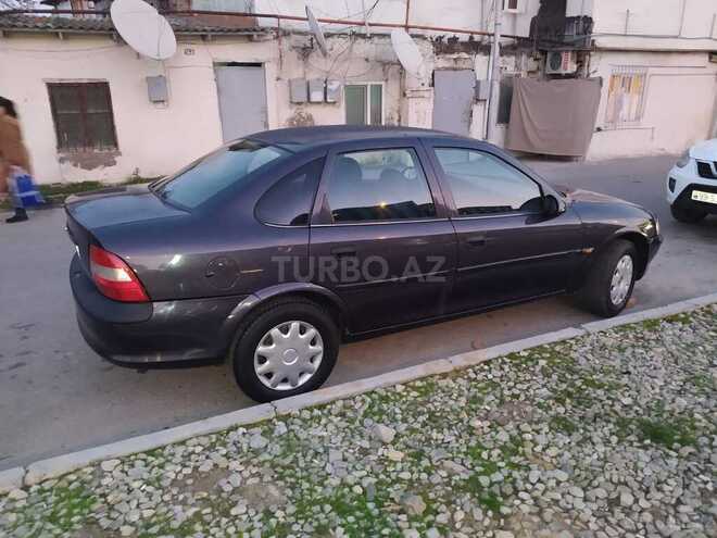 Opel Vectra 1996, 428,000 km - 1.6 l - Bakı