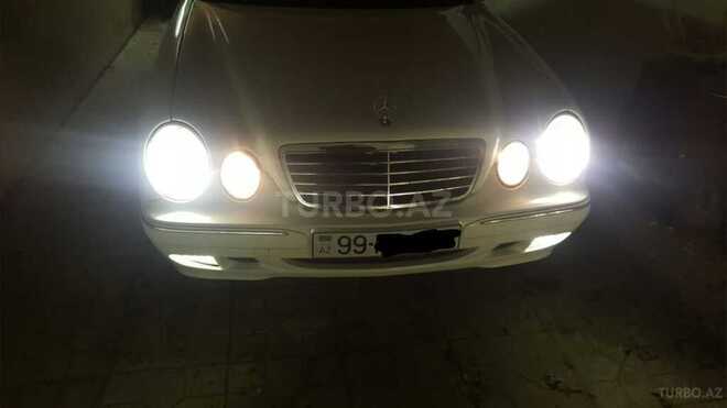 Mercedes E 240 2000, 236,000 km - 2.4 l - Bakı