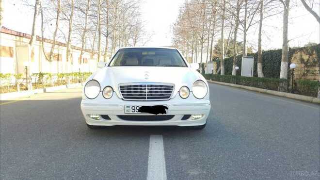 Mercedes E 240 2000, 236,000 km - 2.4 l - Bakı