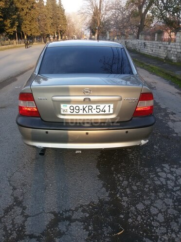 Opel Vectra 1996, 280,000 km - 1.8 l - Zaqatala