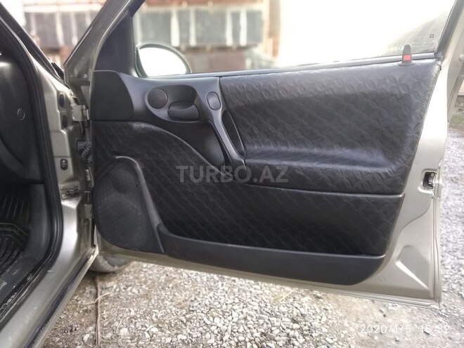 Opel Vectra 1996, 280,000 km - 1.8 l - Zaqatala
