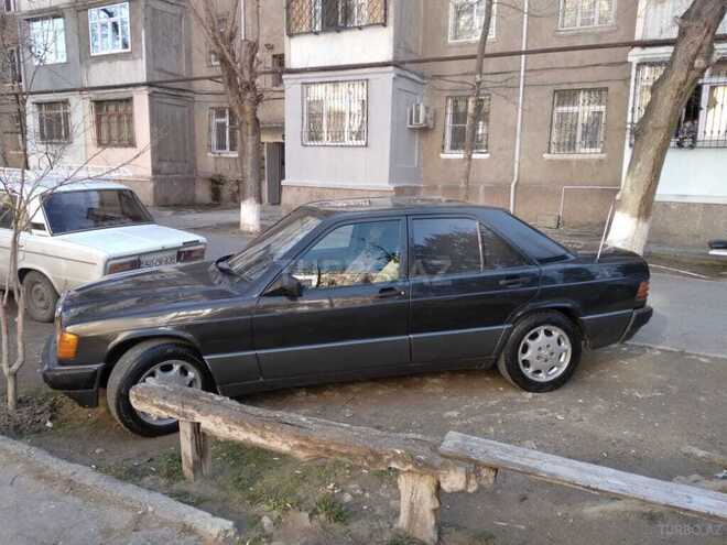 Mercedes 190 1990, 300,000 km - 1.8 l - Sumqayıt