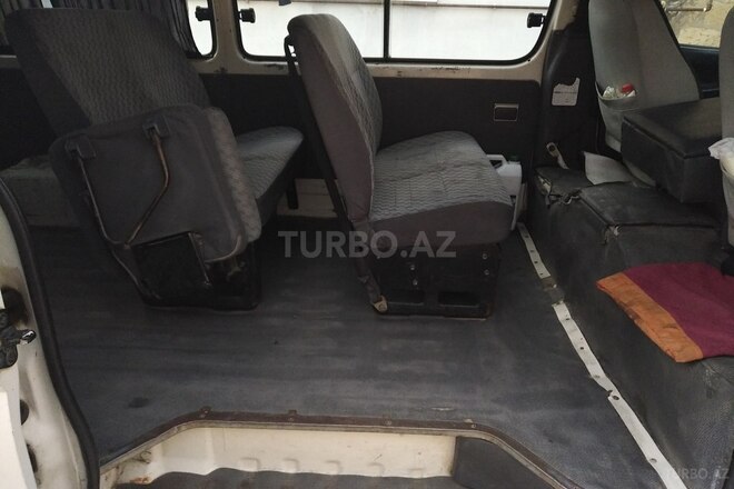 Toyota HiAce 2002, 400,000 km - 3.0 л - Bakı