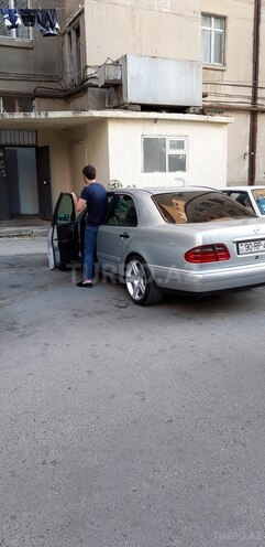 Mercedes E 240 1998, 411,673 km - 2.4 л - Bakı