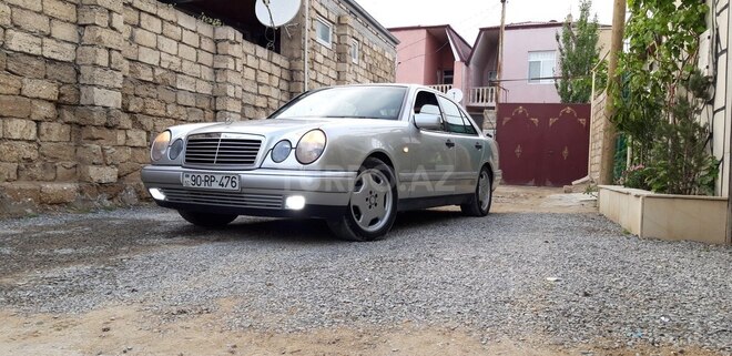 Mercedes E 240 1998, 411,673 km - 2.4 л - Bakı