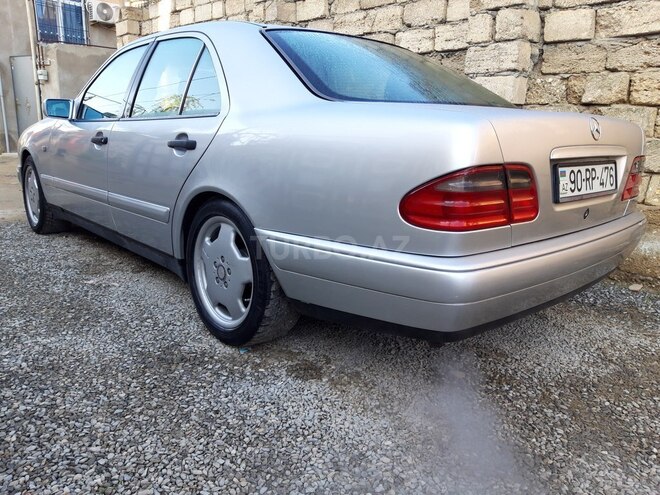 Mercedes E 240 1998, 411,673 km - 2.4 л - Bakı