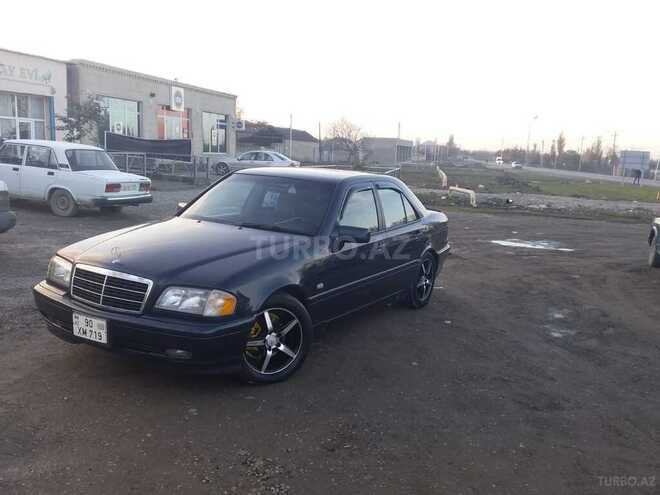 Mercedes C 200 1999, 354,000 km - 0.2 л - Şabran