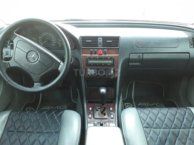 Mercedes C 200 1999, 354,000 km - 0.2 л - Şabran