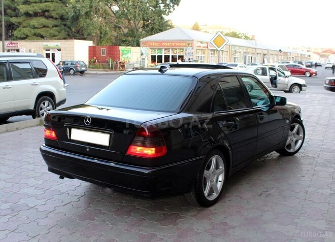 Mercedes C 200 1998, 415,800 km - 2.0 l - Bakı