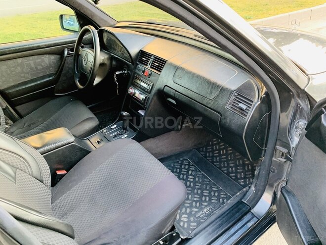 Mercedes C 180 1995, 218,000 km - 1.8 l - Bakı