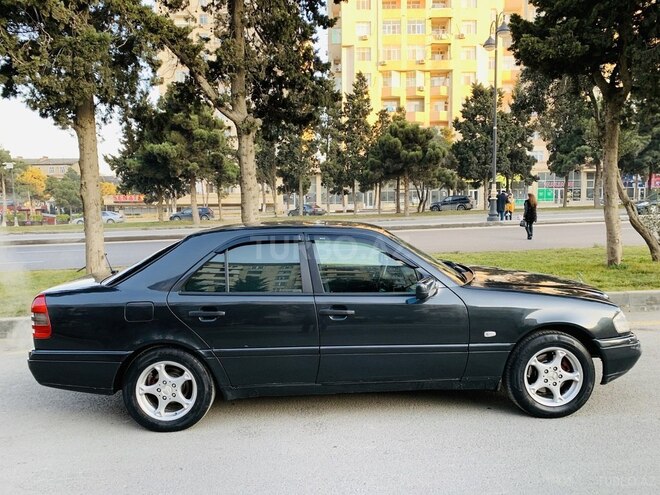 Mercedes C 180 1995, 218,000 km - 1.8 l - Bakı