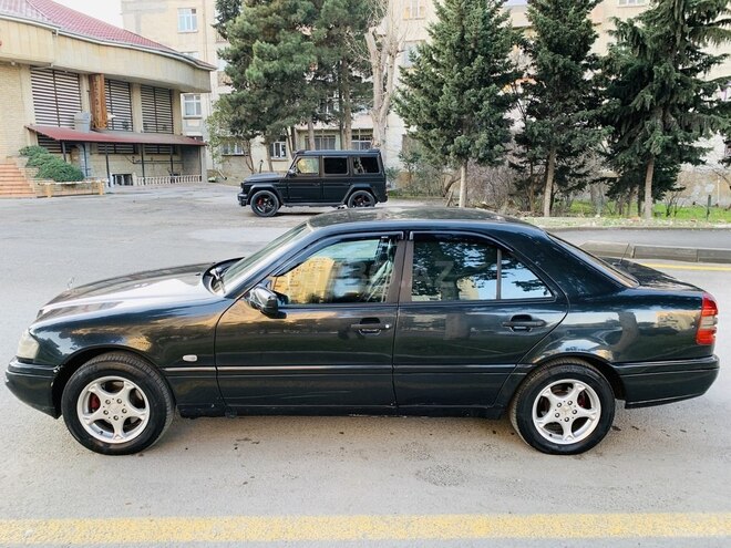 Mercedes C 180 1995, 218,000 km - 1.8 l - Bakı