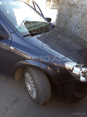 Opel Astra 2009, 165,000 km - 1.4 l - Bakı