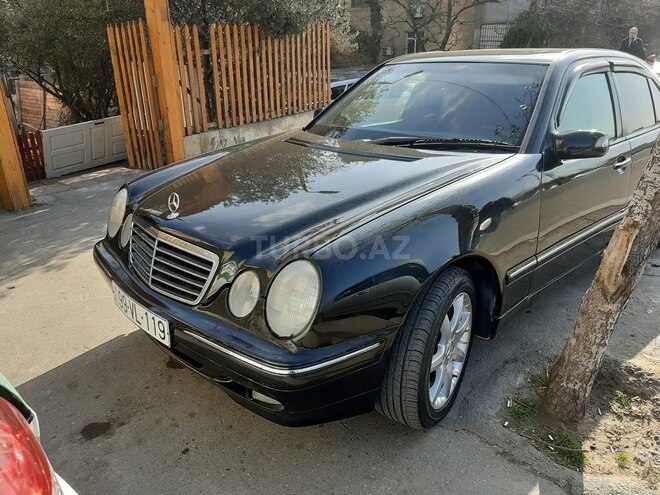 Mercedes E 220 2002, 350,000 km - 2.2 l - Bakı