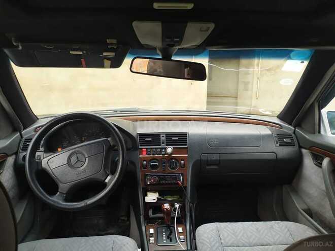 Mercedes C 220 1993, 380,000 km - 2.2 л - Bakı