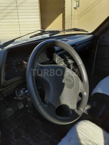 LADA (VAZ) Niva 2015, 72,000 km - 1.7 л - Quba