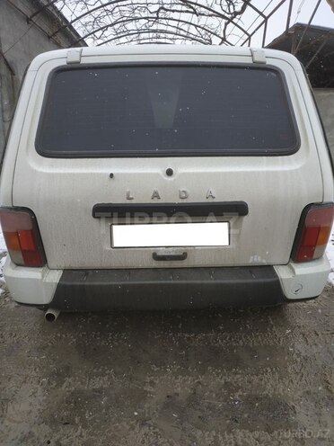 LADA (VAZ) Niva 2015, 72,000 km - 1.7 л - Quba