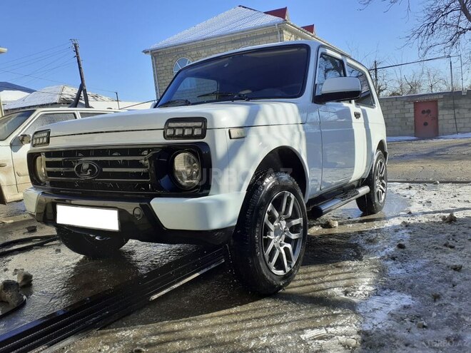 LADA (VAZ) Niva 2015, 72,000 km - 1.7 л - Quba