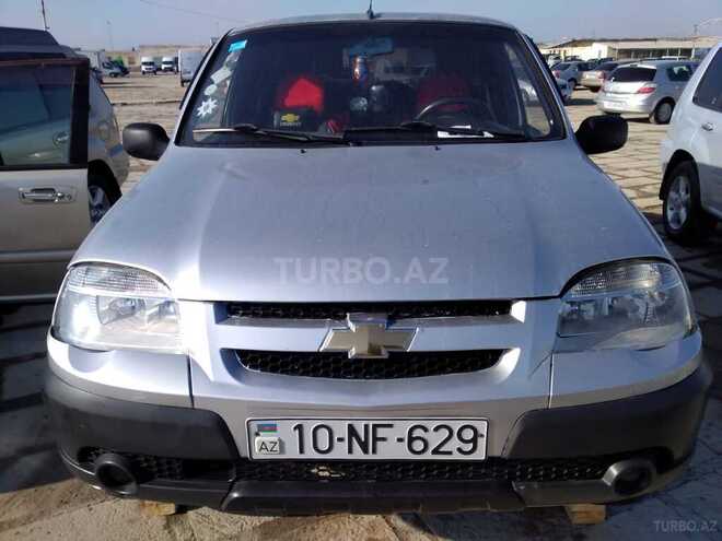 Chevrolet Niva 2005, 243,494 km - 1.7 l - Sumqayıt