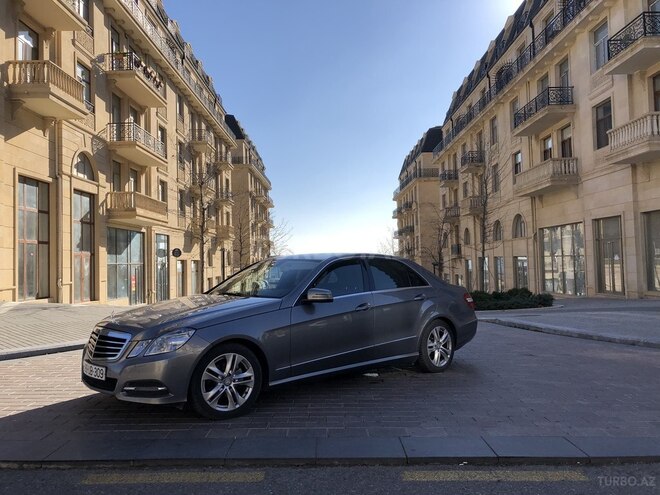Mercedes E 220 2012, 147,000 km - 2.2 l - Bakı