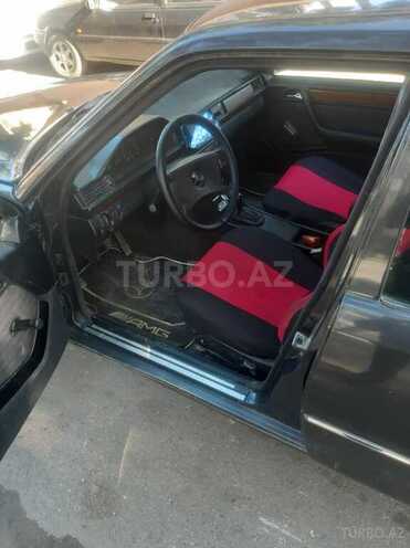 Mercedes E 260 1991, 250,000 km - 2.6 l - Bakı