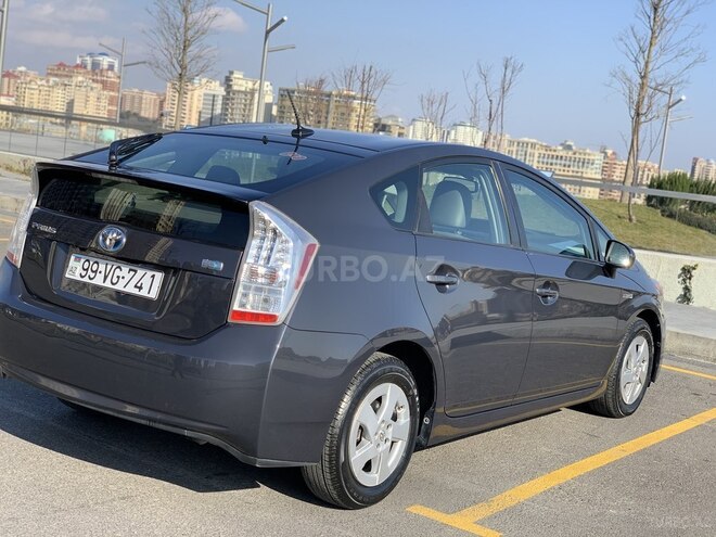 Toyota Prius 2010, 198,000 km - 1.8 l - Bakı