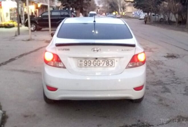Hyundai Accent 2012, 195,735 km - 1.4 l - Bakı