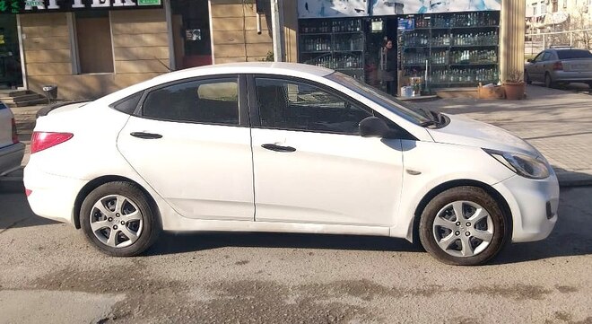 Hyundai Accent 2012, 195,735 km - 1.4 l - Bakı