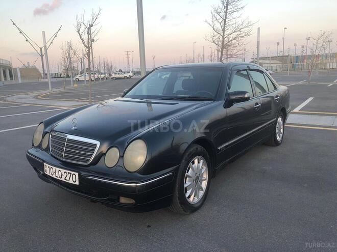 Mercedes E 270 2000, 305,000 km - 2.7 l - Bakı