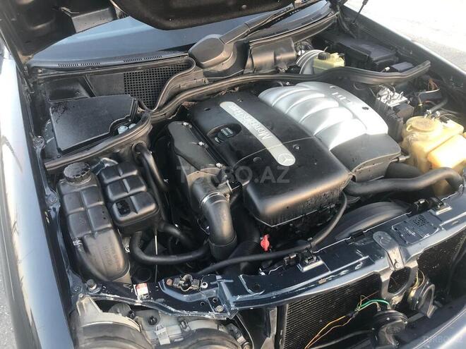 Mercedes E 270 2000, 305,000 km - 2.7 l - Bakı