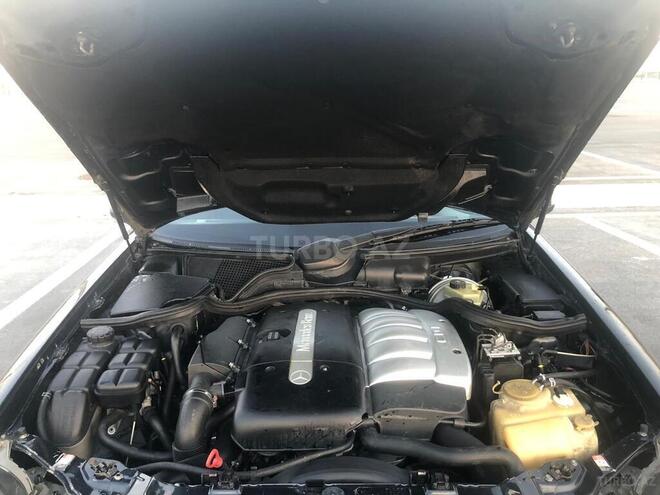 Mercedes E 270 2000, 305,000 km - 2.7 l - Bakı