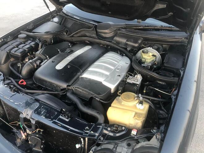 Mercedes E 270 2000, 305,000 km - 2.7 l - Bakı