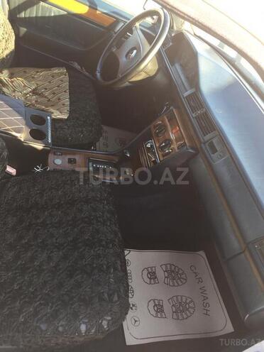 Mercedes E 250 1989, 400,000 km - 2.5 l - Bakı
