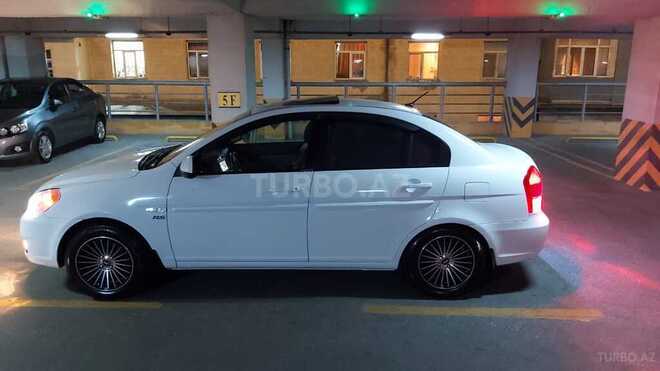 Hyundai Accent 2008, 200,000 km - 1.6 l - Bakı
