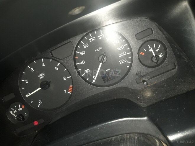 Opel Zafira 1999, 235,000 km - 1.8 l - Bakı