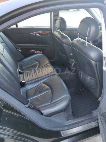 Mercedes E 240 2002, 298,000 km - 2.6 l - Bakı