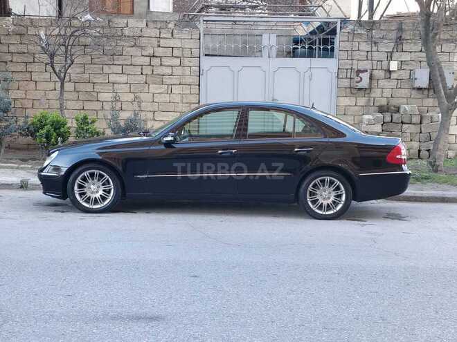 Mercedes E 240 2002, 298,000 km - 2.6 l - Bakı