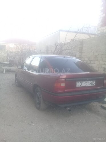 Opel Vectra 1991, 325,000 km - 1.8 l - Sumqayıt