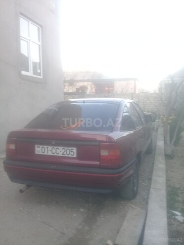 Opel Vectra 1991, 325,000 km - 1.8 l - Sumqayıt