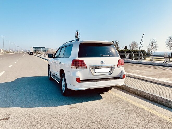 Toyota Land Cruiser 2013, 92,000 km - 4.6 l - Bakı