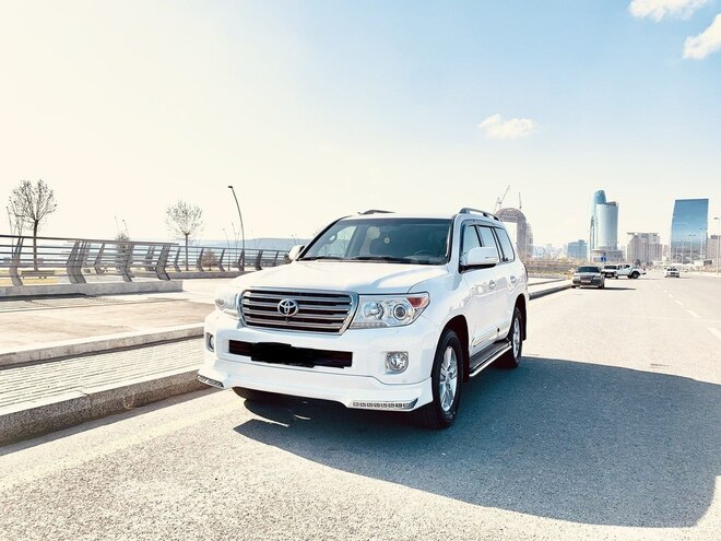 Toyota Land Cruiser 2013, 92,000 km - 4.6 l - Bakı