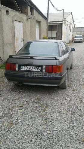 Audi 80 1988, 350,000 km - 1.8 l - Gədəbəy