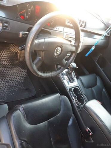 Volkswagen Passat 2006, 242,473 km - 2.0 l - Hacıqabul