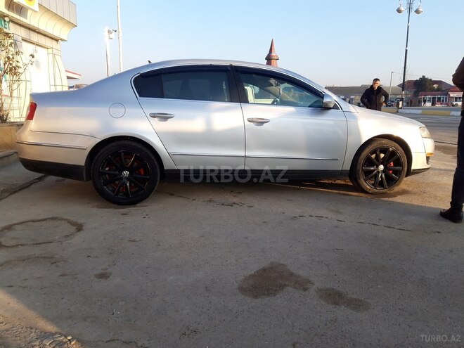 Volkswagen Passat 2006, 242,473 km - 2.0 l - Hacıqabul
