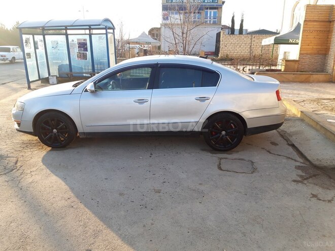 Volkswagen Passat 2006, 242,473 km - 2.0 l - Hacıqabul