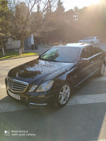Mercedes E 200 2010, 250,000 km - 2.0 l - Sumqayıt